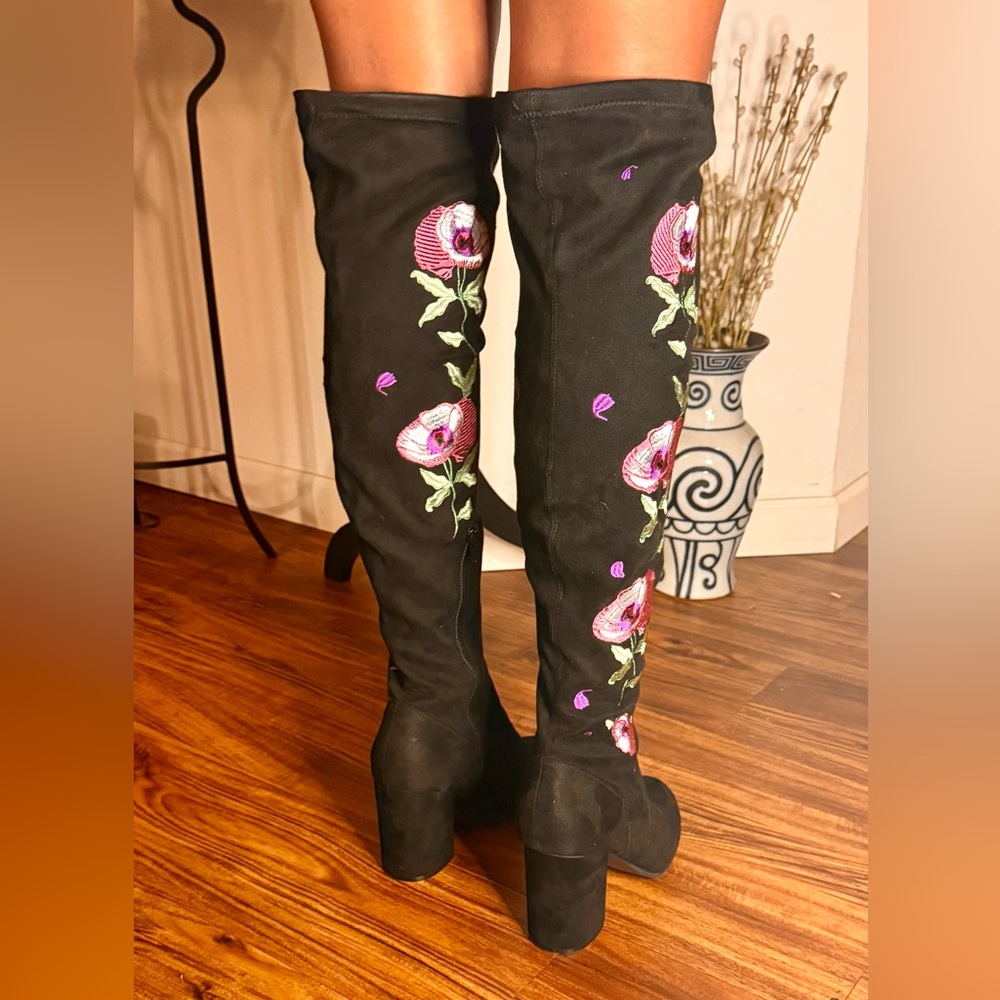 Carlos by Carlos Santana Black Faux Suede Over Knee Boots Embroidery - Picture 3 of 8